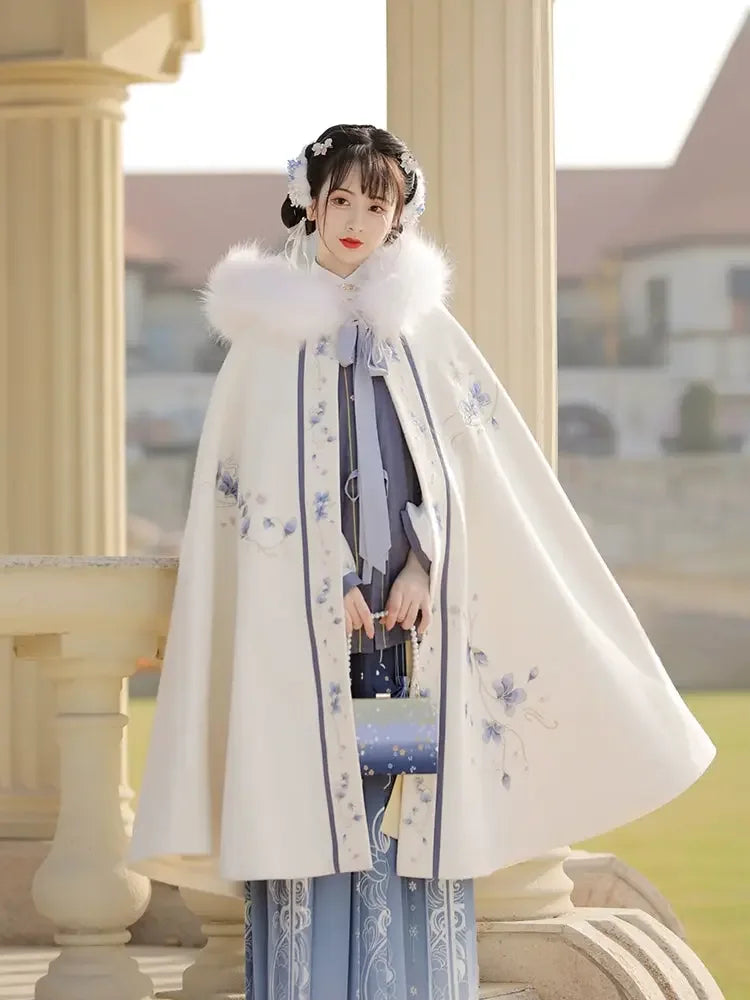 Garden Dream: White Nishang, Cloak Cloak Long Thickened Hanfu - Yandan_Hanfu