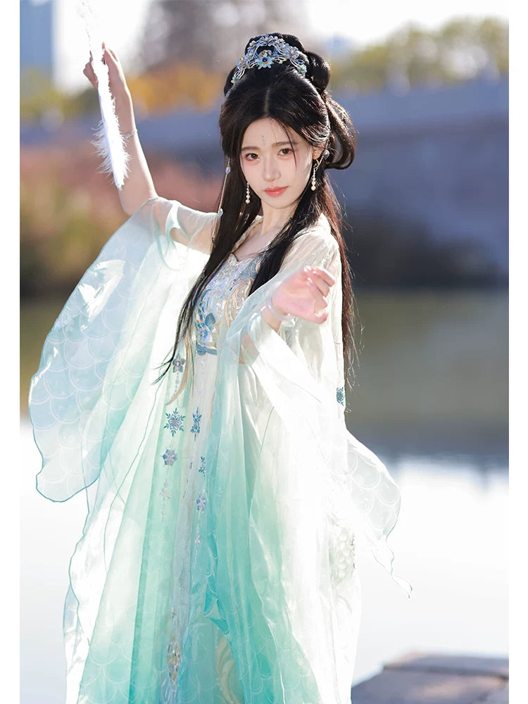 Frost flower dragon shadow, original fairy gas balsam skirt, petal large-sleeved shirt, Song Dynasty Hanfu embroidery full set