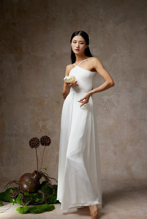 Elegant Solid Halter Maxi Dress – Flowing High-Slit Skirt for Dance & Evening Wear - Yandan_Hanfu