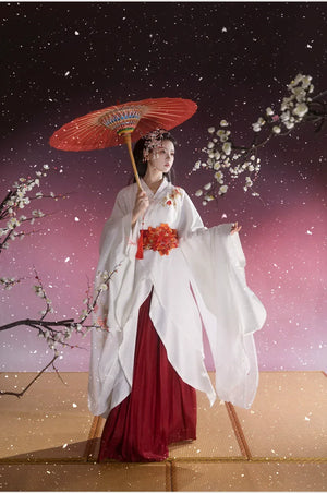 “Camellia Snow” White Battle-Robe Set | Original Embroidered Hanfu Inspired by the Warring States - Yandan_Hanfu