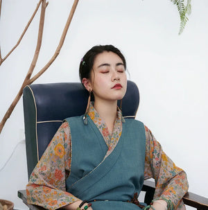 Qimeng – Tibetan-Inspired Women's Two-Piece Set | Cross-Collar Vintage Top & Long Skirt - Yandan_Hanfu