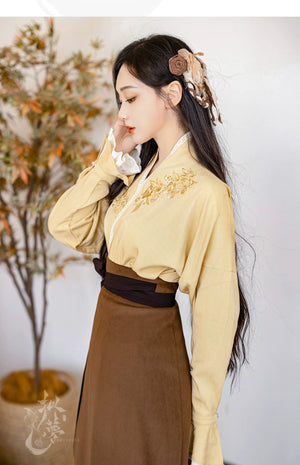 Yellow Rose – New Chinese Style Song-Inspired Coat | Everyday Hanfu Outerwear with Flowing Sleeve Dress - Yandan_Hanfu