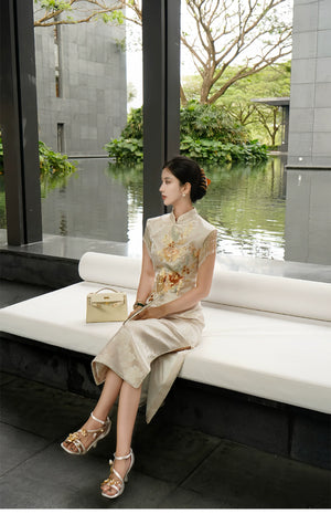 Golden Tang Ode – Luxury Modern Cheongsam | Artisanal Brocade & Couture Detailing - Yandan_Hanfu