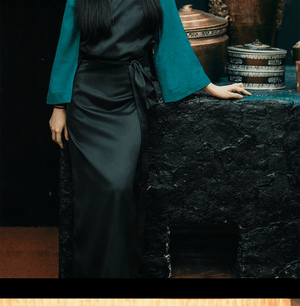 Peacock blue Tibetan clothing, Tibetan minority, chic primitive tribal clothing