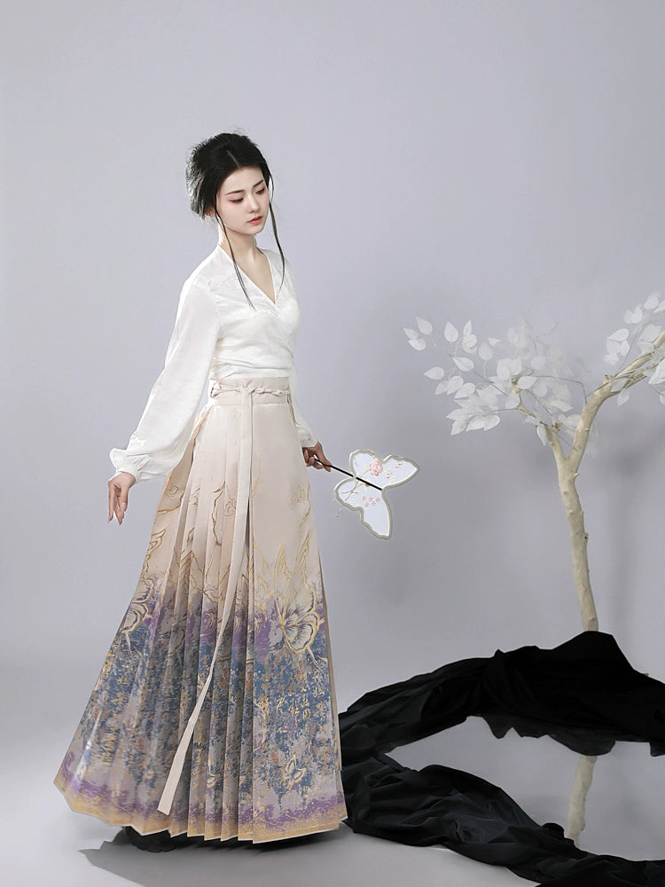 “Lucky Butterfly” – Gold-Brocade Hanfu Skirt | New Chinese Style Daily Ma Mian Skirt