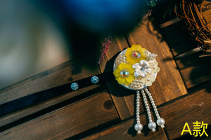 A-style Korean traditional headgear with yellow flowers and pearl accents, suitable for hanbok and traditional Korean attire.