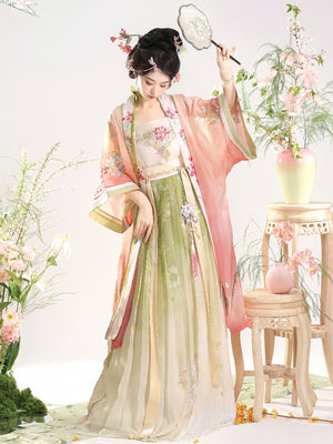【Petals in the Breeze】Song-Style Hanfu Set with Short-Sleeve Beizi – Everyday Spring Elegance