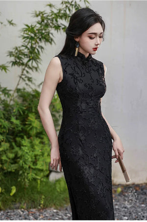 Silent Fragrance – Velvet Beaded Sleeveless Floor-Length Qipao with New Chinese Style Blazer - Yandan_Hanfu