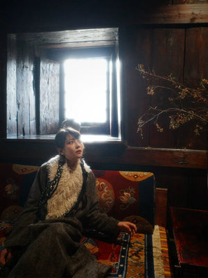Trench Coat with Detachable Fur Collar | Reimagined Tibetan-Inspired Design - Yandan_Hanfu