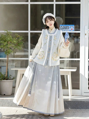 “Meow Meow” – Cozy Ming-Style Hanfu Set with Embroidered Bijia & Mamian Skirt (Winter) - Yandan_Hanfu