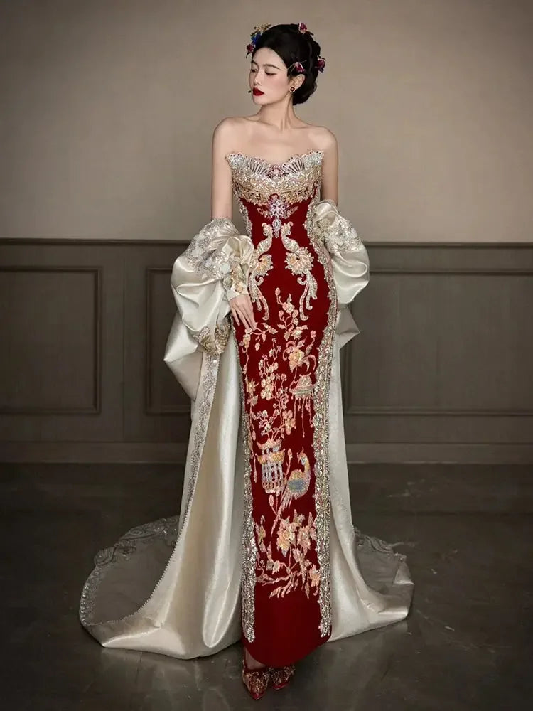 Scarlet Promise – Luxury Modern Red Bridal Qipao - Yandan_Hanfu