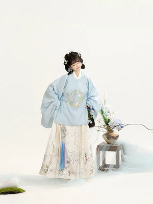 “Moonlit Blossom” Ming-Style Hanfu for Women – Embroidered Round-Collar Top & Mamian Skirt, Autumn/Winter - Yandan_Hanfu
