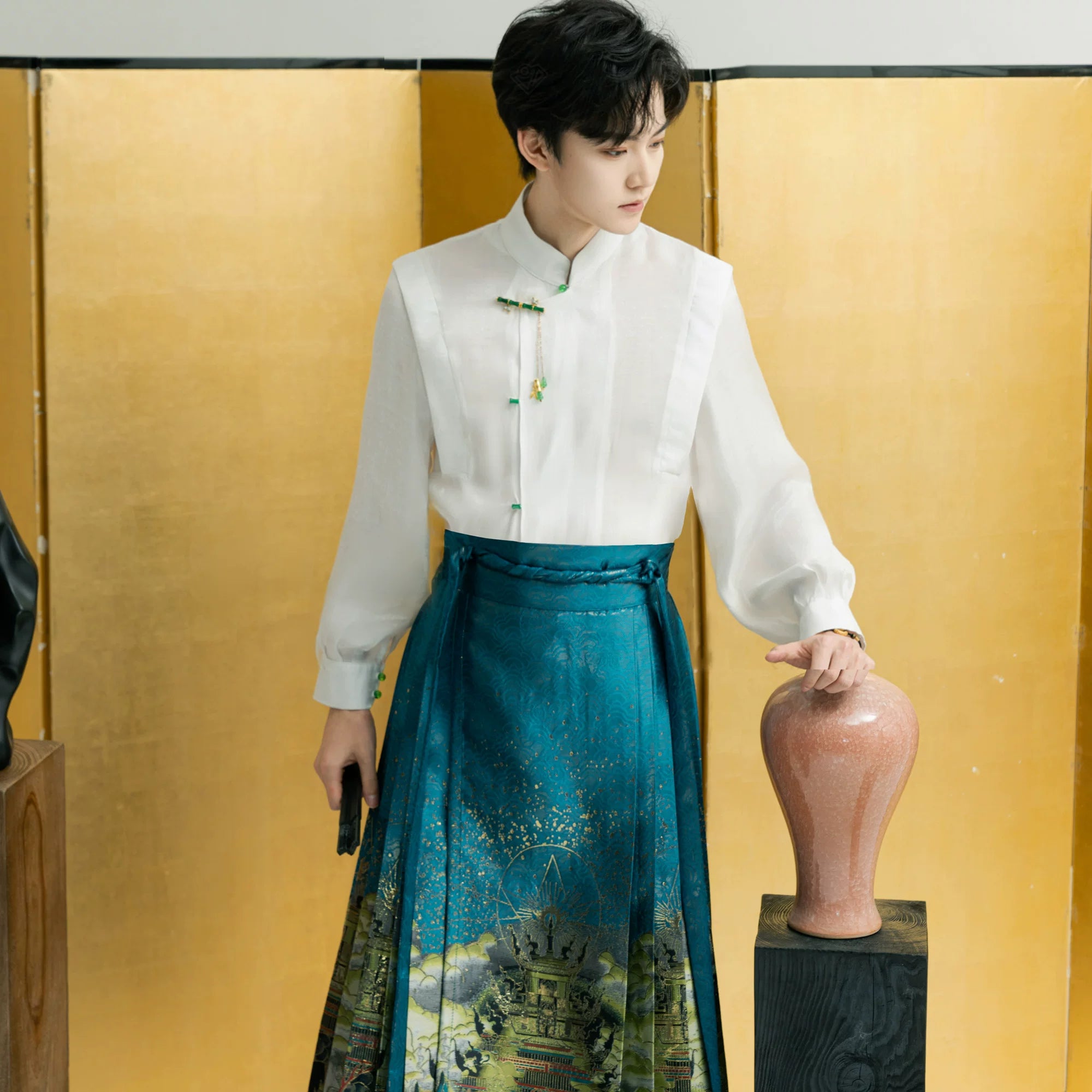 New Chinese style Hanfu men's shirt retro weaving gold horse skirt