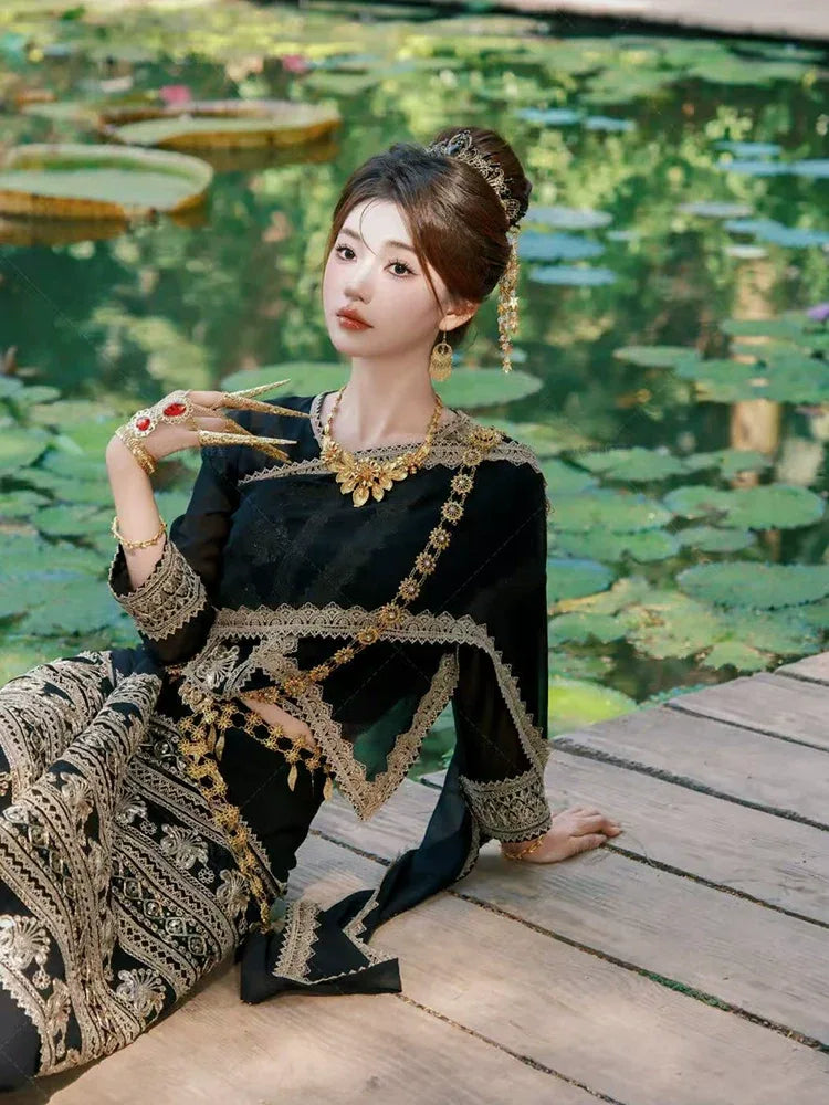 Black&Gold Dai clothing female princess black gold minority Dai skirt accessories full set - Yandan_Hanfu