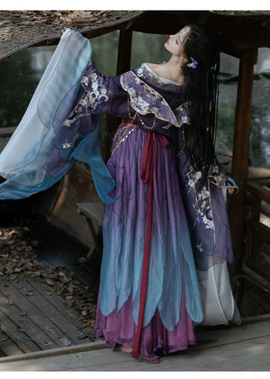 GU – Exotic Hanfu-Inspired Gradient Embroidered Bustier Set for Spring & Summer