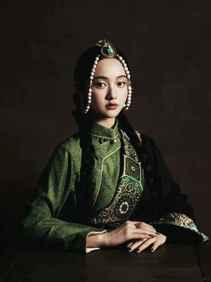 Modern Tibetan Dress with Traditional Flair - Yandan_Hanfu