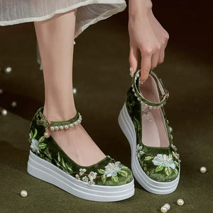 “Mermaid’s Tear – Jade Lace” Embroidered Hanfu Shoes | Hidden Wedge Traditional Chinese Flats - Yandan_Hanfu