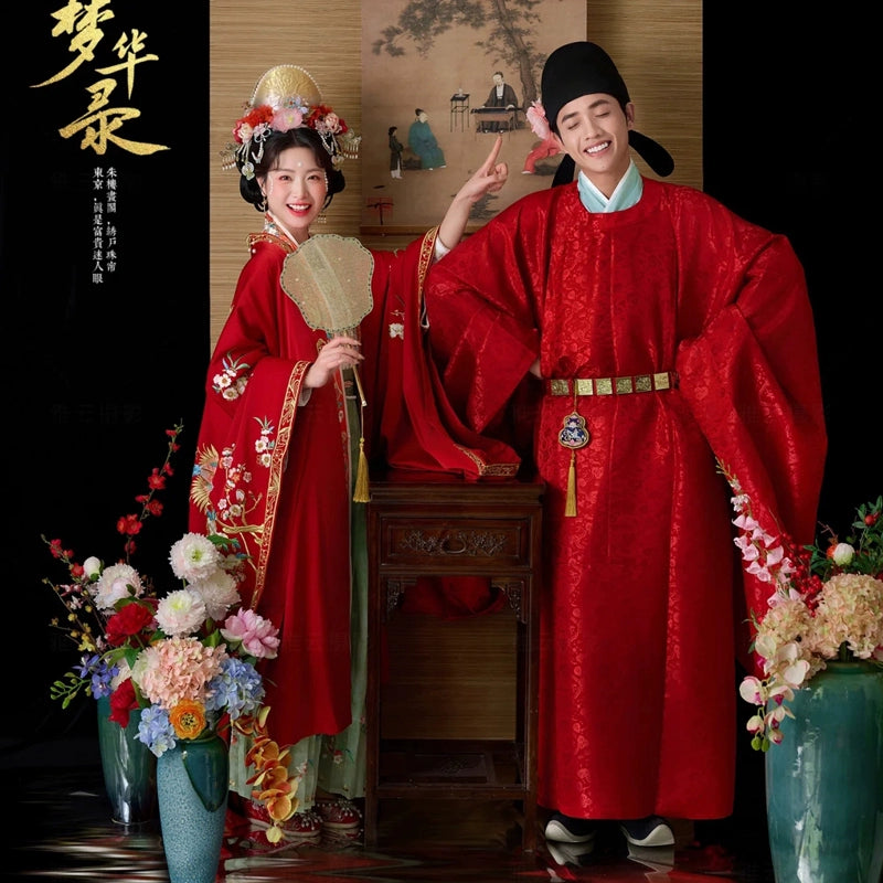 Red Song Dynasty Hanfu Chinese embroidery wedding clothes, happy marriage couple suit
