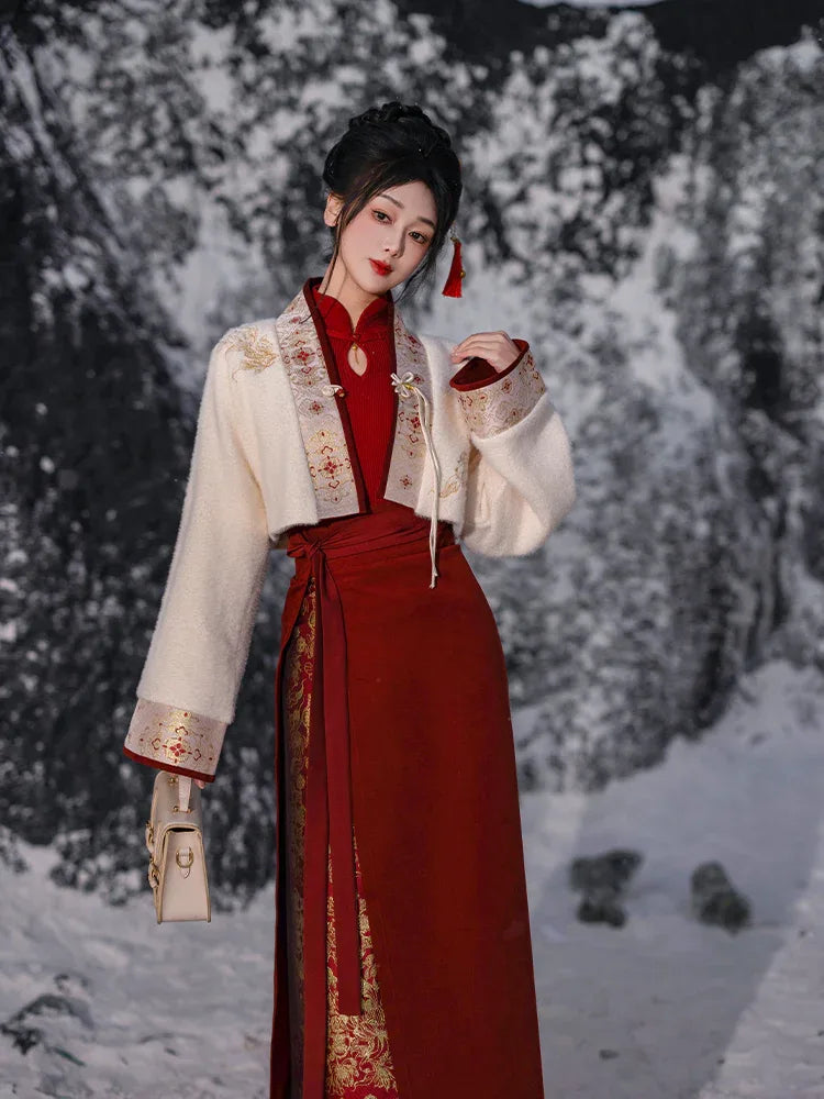 Red Brocade Hanfu Gown Modern Chinese Dress for Engagement, Wedding Three-Piece Set / XL Red Brocade Hanfu Gown Modern Chinese Dress for Engagement, Wedding Three-Piece Set / XL