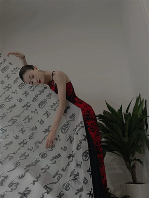 Burgundy Vintage Flocked Velvet Cheongsam – Modern Dance-Inspired Qipao Dress - Yandan_Hanfu