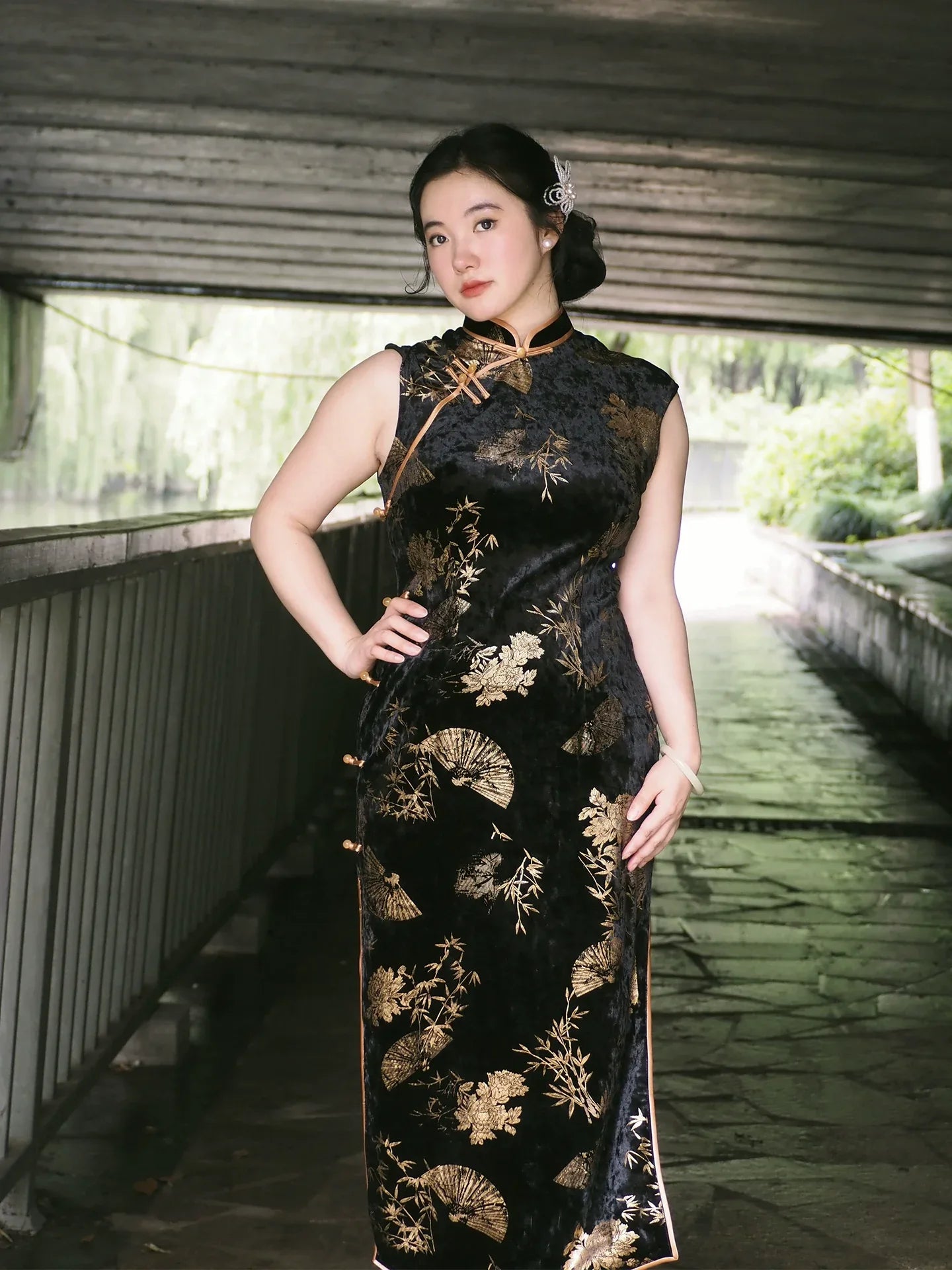 Plus Size Sleeveless Qipao – New Chinese Style Vintage-Inspired Gold Bamboo Shadow Golden Rhyme / XXL