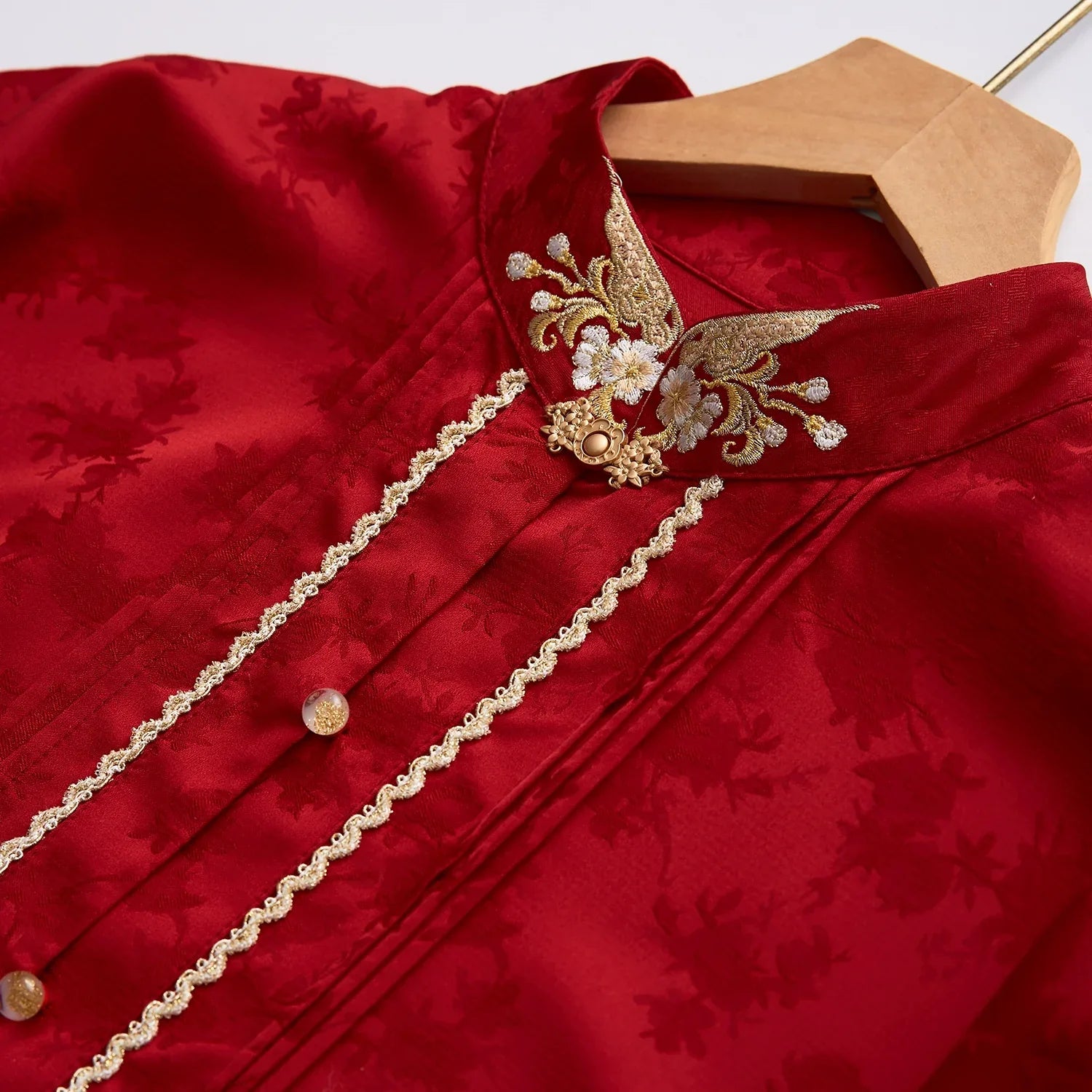 Lantern Banquet Red Hanfu Set – Women's Wedding Outfit with Woven Gold Mamian Skirt, New Chinese Style - Yandan_Hanfu