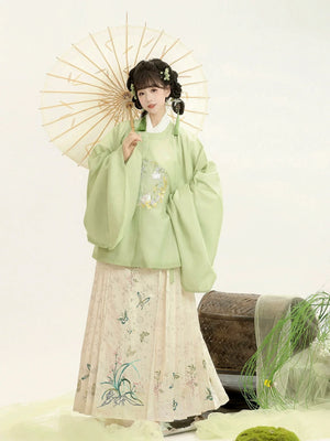 “Moonlit Blossom” Ming-Style Hanfu for Women – Embroidered Round-Collar Top & Mamian Skirt, Autumn/Winter - Yandan_Hanfu