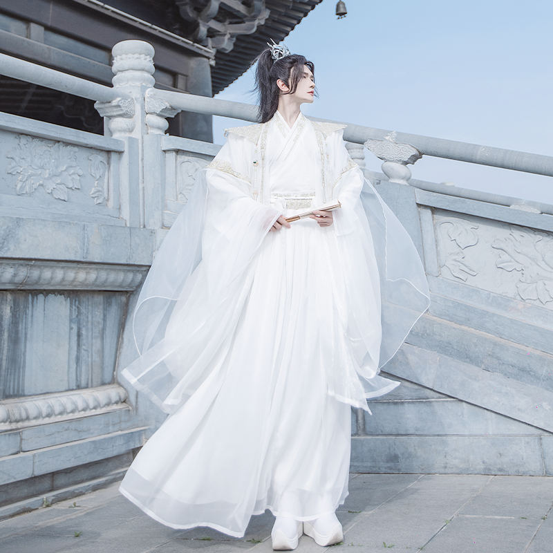 Cloud Collar Elegance – Unisex White Embroidered Modern Hanfu | Flowing Wide-Sleeve Wei-Jin Style Outfit