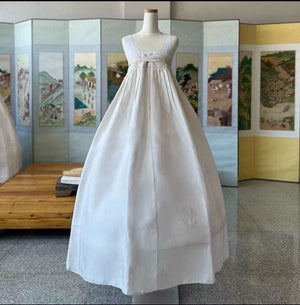 Pastel lace trim hanbok set graceful traditional korean attire with elegant lace finish