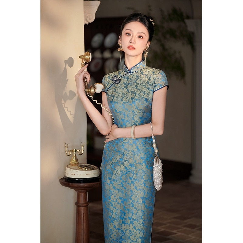 Silk cheongsam qipao dusty blue mulberry silk short sleeve slim dress with floral jacquard and side slit vintage chic for women front view