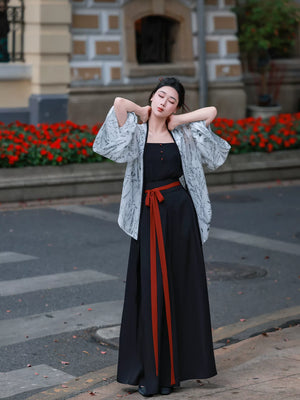 Simulating dream xuanmo han elements set original pleated blouse and elastic waist imitation song pants for women back view