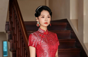 Vintage Elegant Style Cheongsam | Red Lace Short Sleeve Slim Maxi Qipao Dress with Mandarin Collar for Women