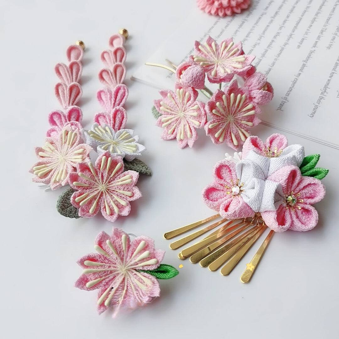 Sakura hairpin set with pink and white cherry blossoms, ideal for traditional Japanese kimono or yukata wear.