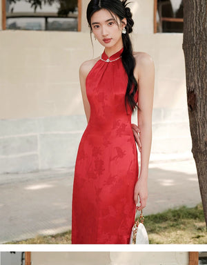 Silhouette and fit view of the Dusk Red mulberry silk halter qipao dress, a contemporary silk qipao dress.