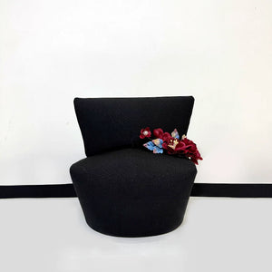 Long-wing futou hat with floral decoration