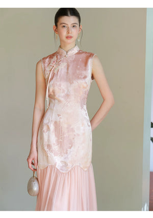 Silhouette and fit view of the Misty Blush floral jacquard cheongsam dress, a contemporary modern pink qipao dress.