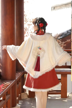Ode to Longchun Chinese Style Long Cloak Improved Han Element New Year Red New Year's Cloak Long Sleeve Dress - Yandan_Hanfu
