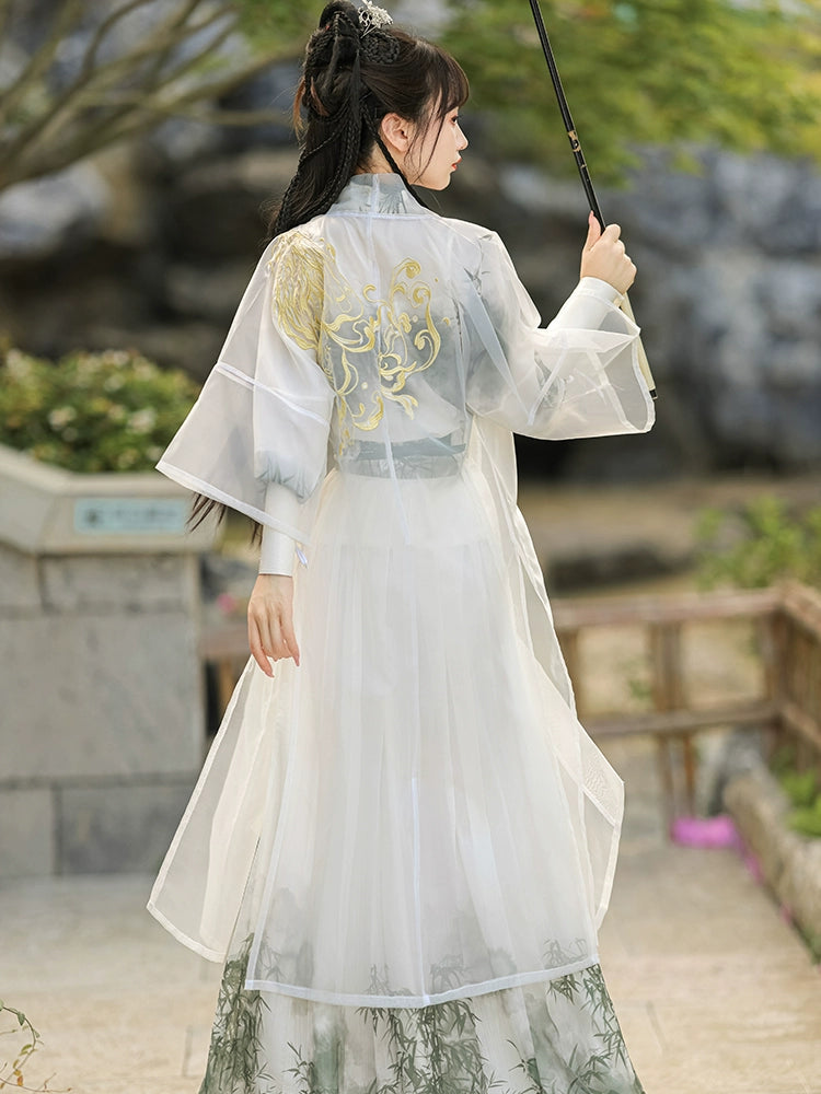 A traditional Chinese hanfu in a beautiful combination of pink and green, designed for women. This elegant dress is perfect for celebrating Chinese festivals like the Lunar New Year, as well as for cultural performances or cosplay events, showcasing classic Chinese fashion with a modern twist.