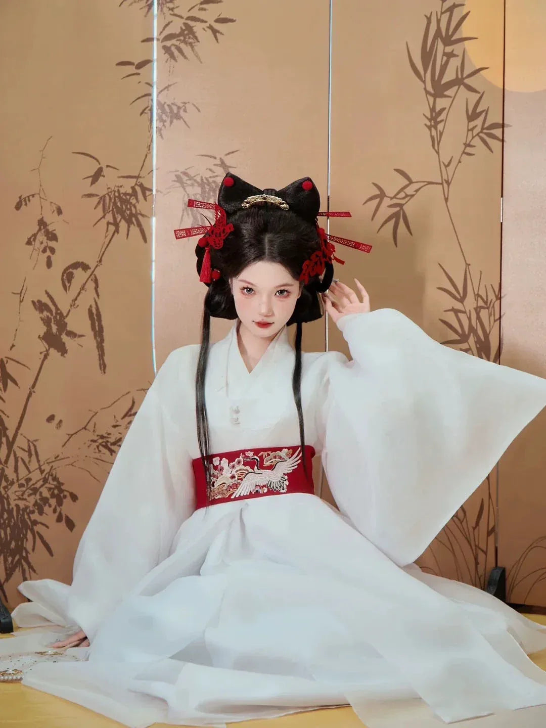 White Hanbok Palace Dress – Traditional Korean Women's Outfit for Wed Clothing (Free Skirt Support) / One Size Fits All