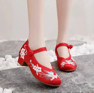 Qing Plum | Embroidered Hanfu Shoes - Yandan_Hanfu