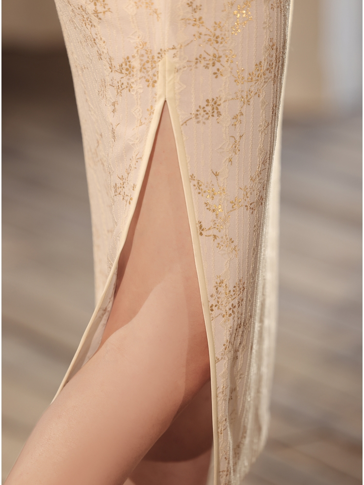 Featuring an elegant display of an array of items including a Green Qipao dress, a modern Qipao shirt and a sexy Cheongsam, this collection presents a blend of traditional and modern styles. The modern Cheongsam dress, along with the Cheongsam modern top, redefines traditional aesthetics with a contemporary twist. Adding an element of allure is the sexy Cheongsam lingerie, complemented by a white Cheongsam shirt in comfortable fabric.