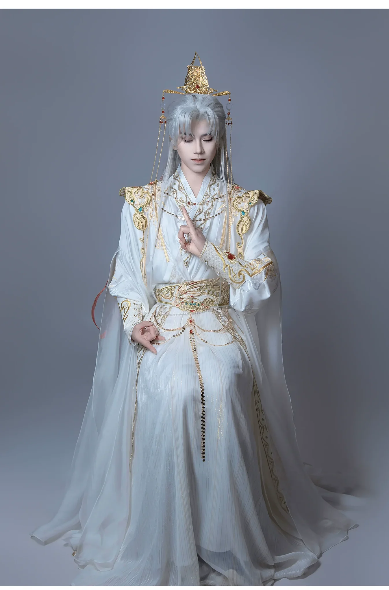 Hanfu for Men Is Not What You Think: Why Male Hanfu Looks Incredibly Good