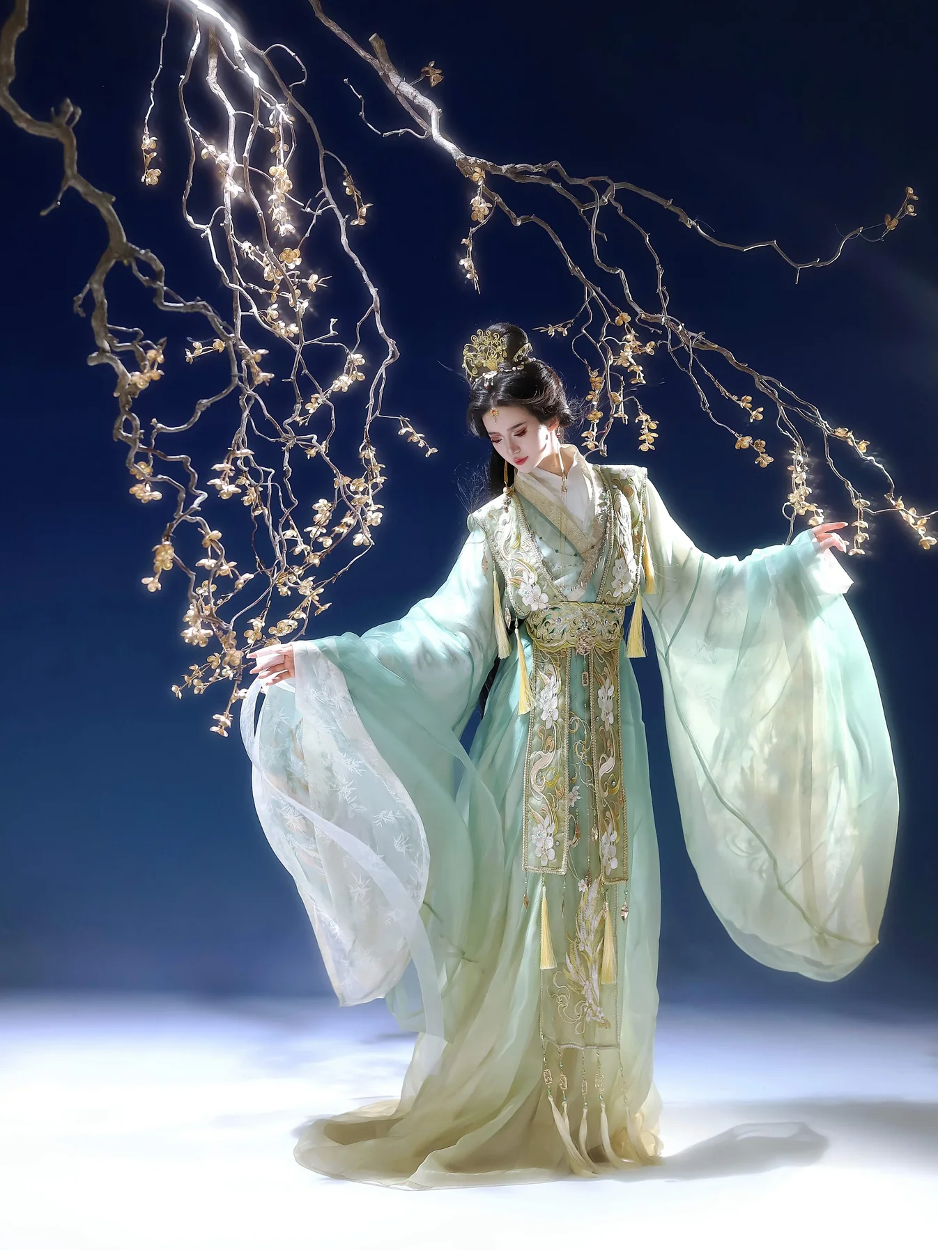 Hanfu Costume Quality Guide: What Separates a Piece You Wear Once From One You Keep Forever