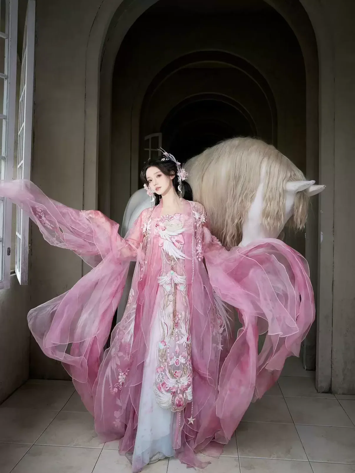 Hanfu Dress - Traditional Chinese Dresses for Women & Men