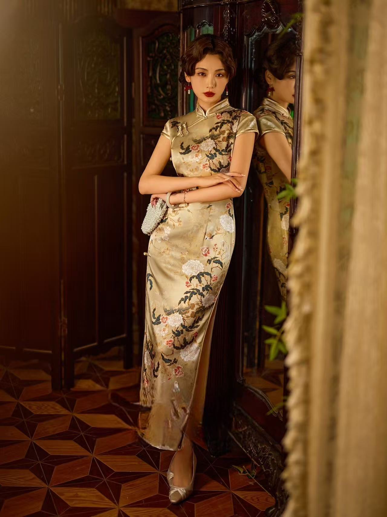 Modern Cheongsam Qipao Dress | 88.7% Silk + Spandex | Back Zipper Modern Cheongsam Qipao Dress | 88.7% Silk + Spandex | Back Zipper