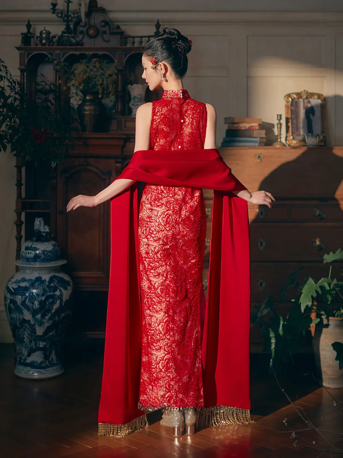 Beloved Dream New Chinese Red Bridal Qipao/Cheongsam Dress for Enga Shawl average size, single piece. / S Beloved Dream New Chinese Red Bridal Qipao/Cheongsam Dress for Enga Shawl average size, single piece. / S