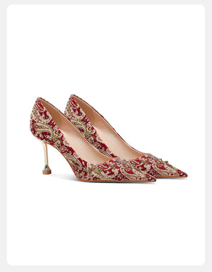  Authentic chinese wedding heels red brocade floral embroidered pointed toe stiletto pumps with pearl charm bridal shoes for cheongsam qipao bride standing front