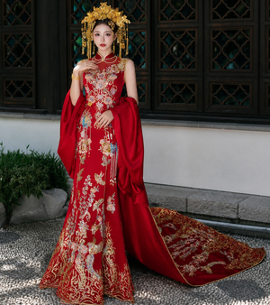 Authentic luxury trailing cheongsam bridal wedding shawl engagement dinner dress for formal events standing front