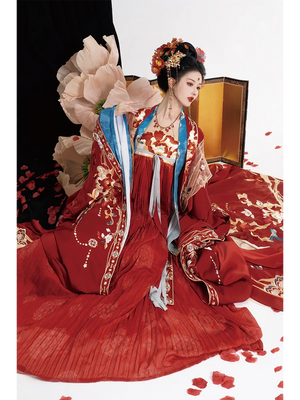 Authentic tang dynasty bridal hanfu set custom embroidered red gown with flowing grand sleeves for wedding ceremony back view