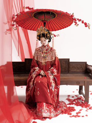  Authentic yan di liangyuan ming dynasty wedding hanfu set traditional chinese bridal costume for formal wedding standing front

